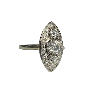 Marquise Ring in White Gold and Diamonds
