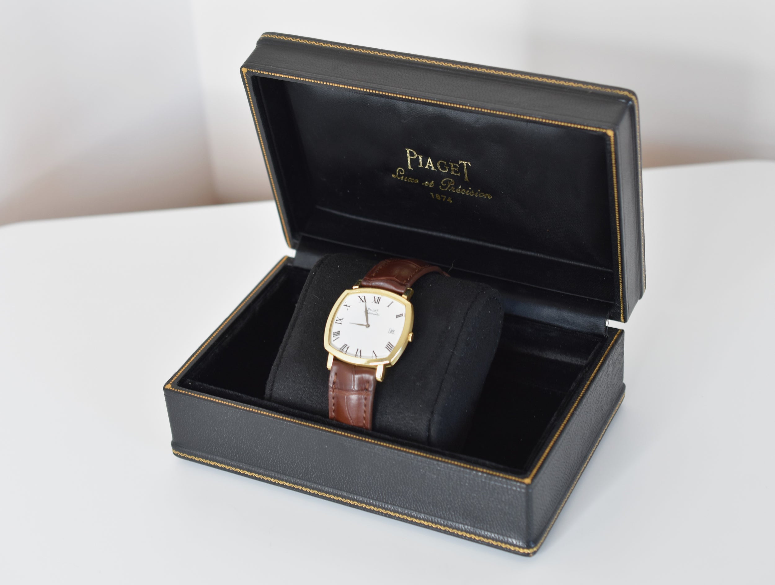 Watch PIAGET Automatic cushion in yellow gold