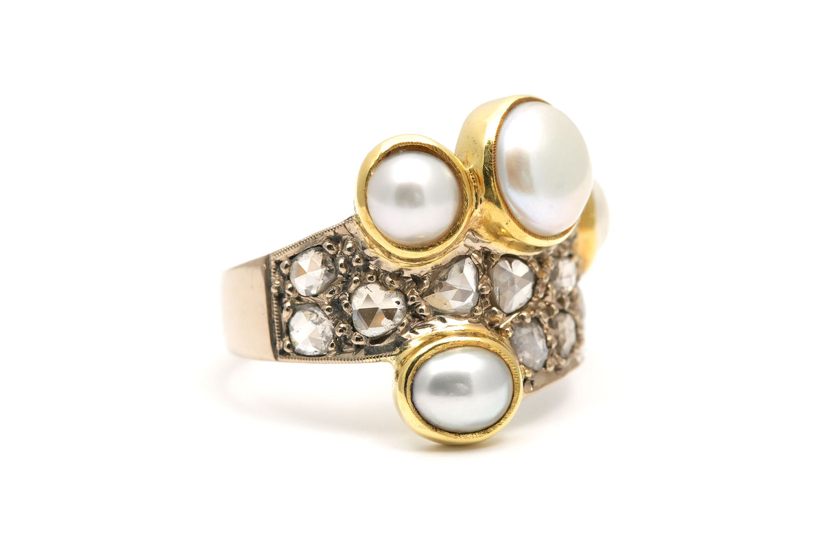 Yellow Gold Cocktail Ring with Pearls and Diamonds