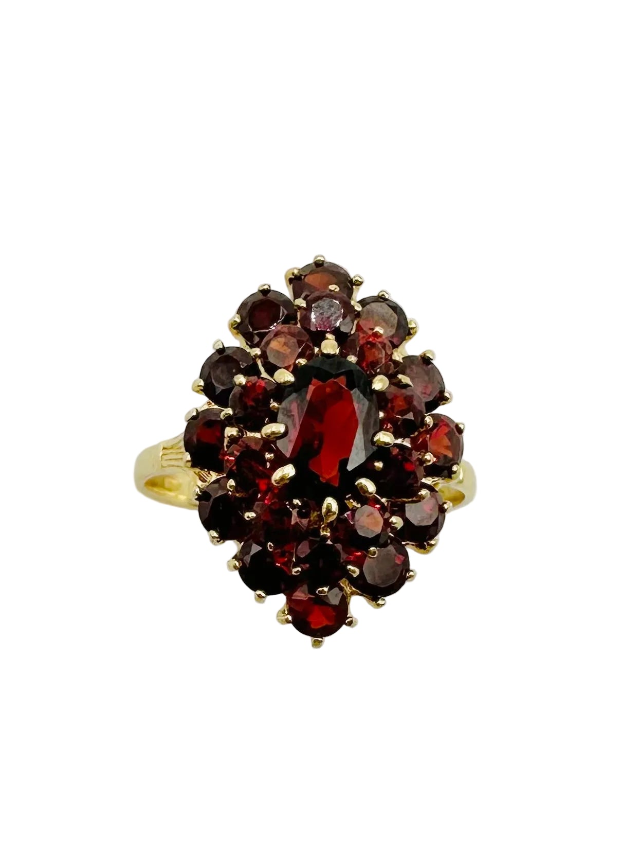 Ring Marquise in yellow gold and garnet