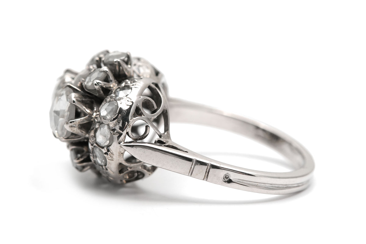 Bague en or blanc et diamants