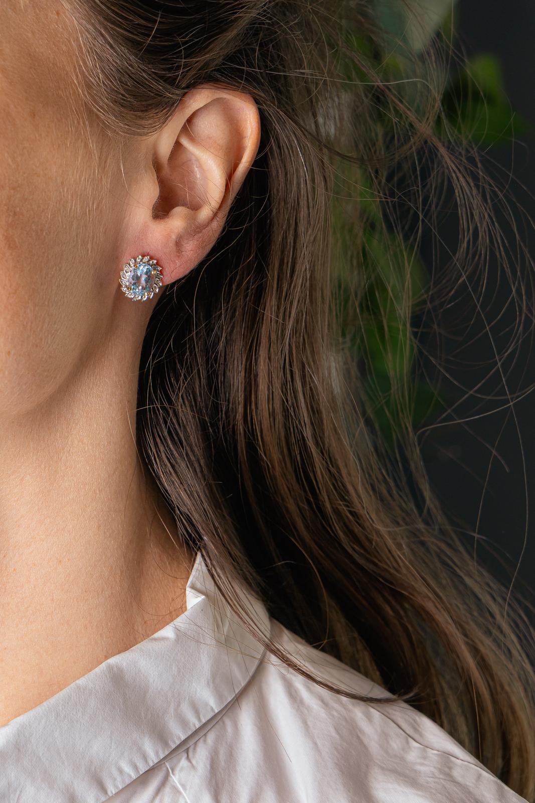 Yellow Gold Topaz Stud Earrings