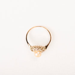 Marguerite Ring in Rose Gold, Pearl, and Diamonds