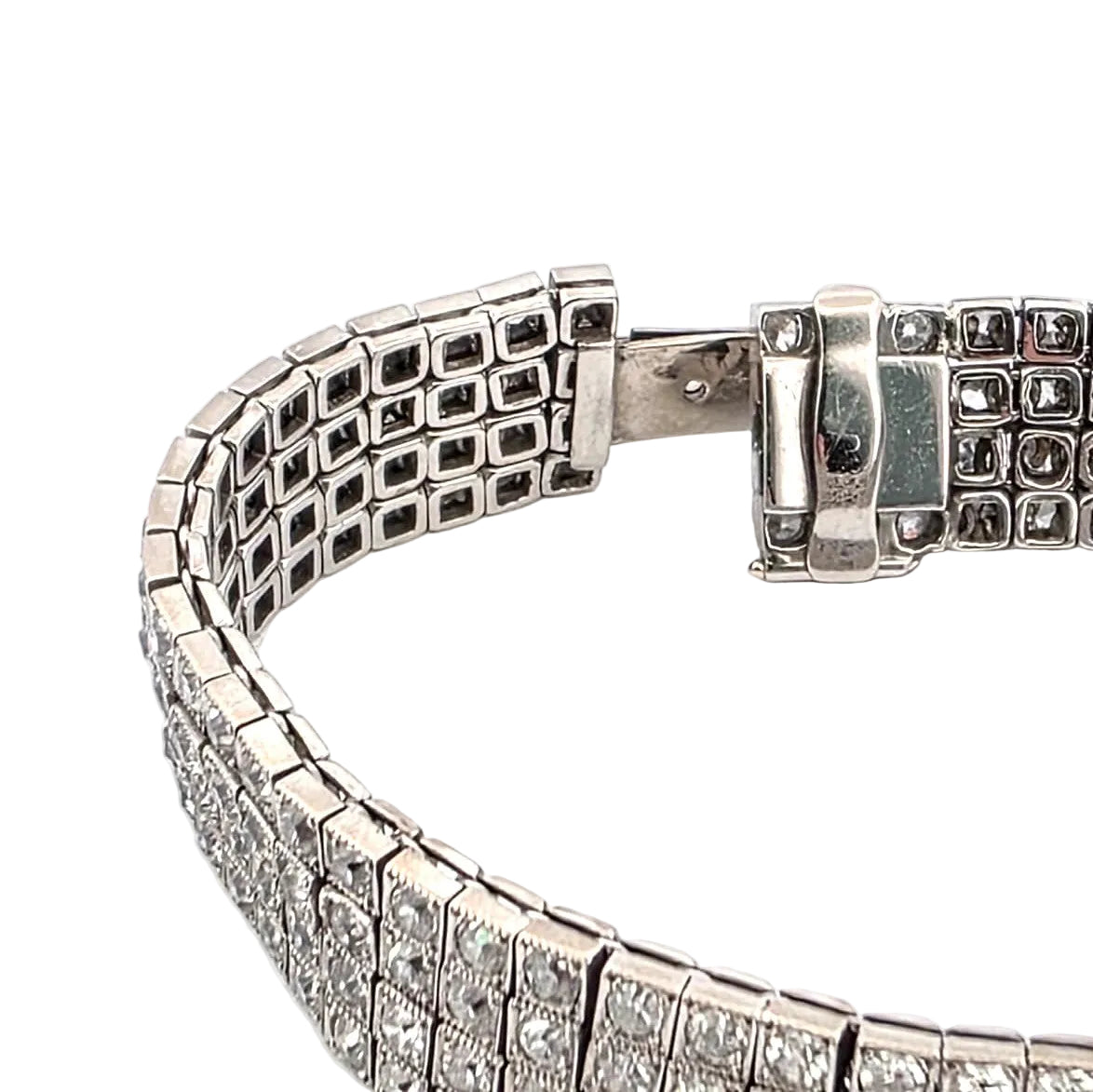 Bracelet Ligne S.J PHILLIPS LTD. in Platinum and Diamonds