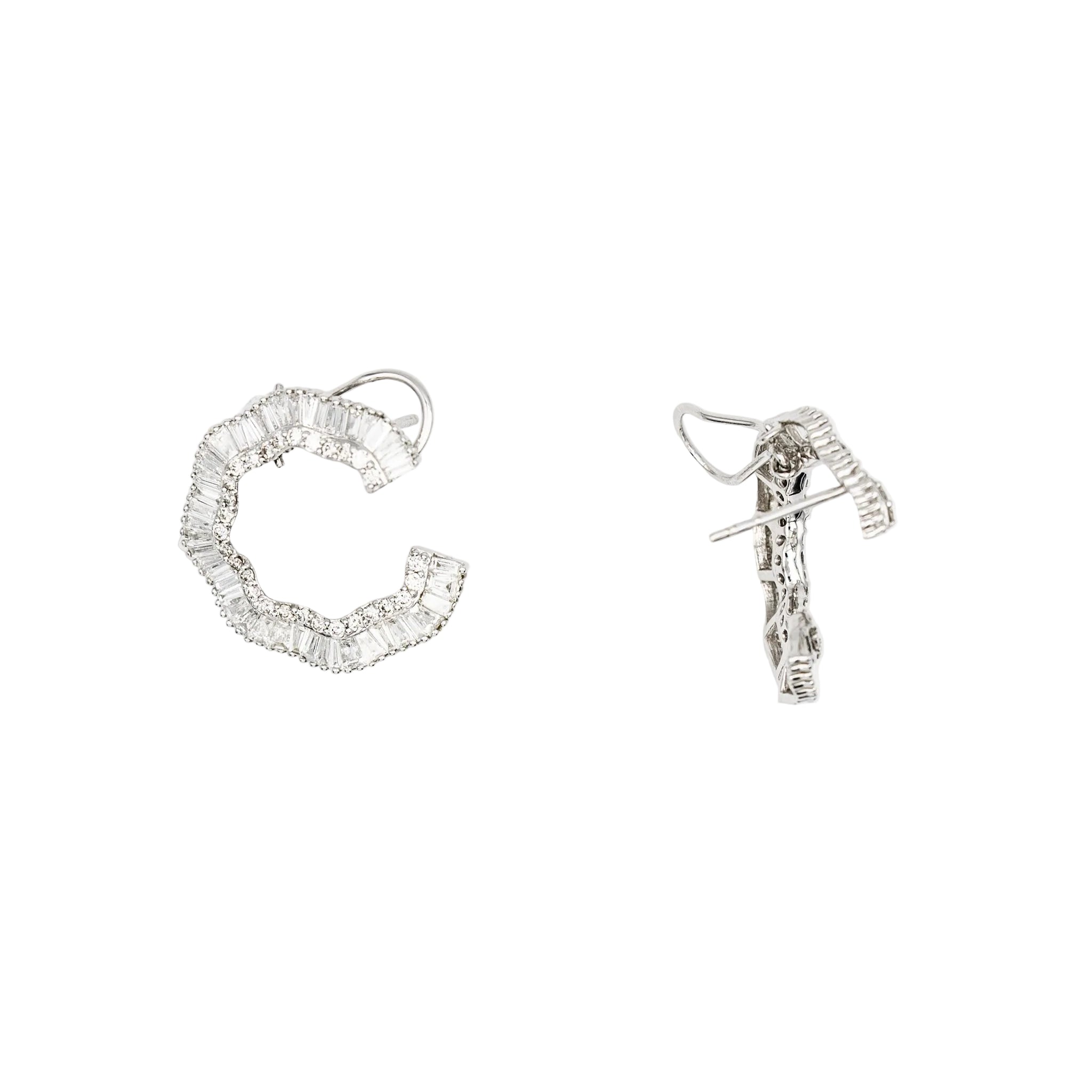 Boucles d'oreilles en or blanc et diamants