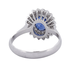 Bague Entourage en or blanc, saphir et diamants