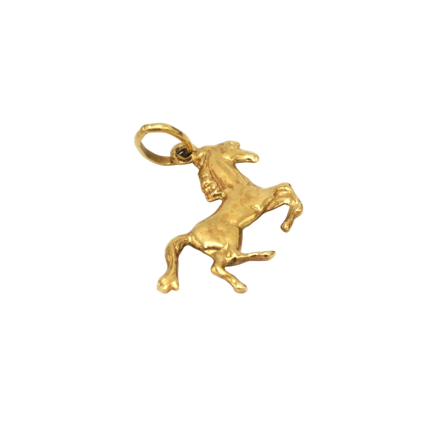 Yellow gold pendant