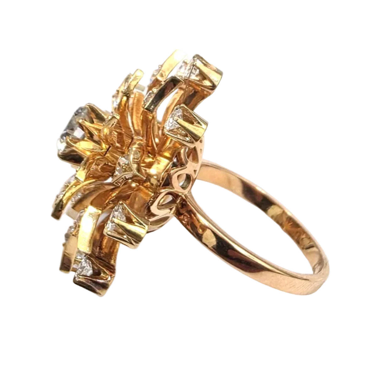 Cocktail Ring in Rose Gold and Diamonds