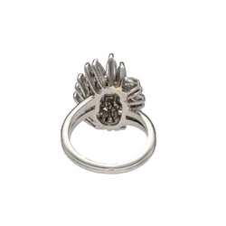 Entourage Ring in Platinum and Diamonds
