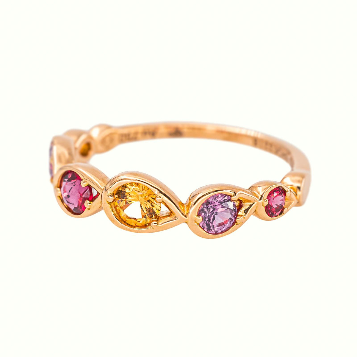 Mellerio Indra Rose Ring, Rose gold with Sapphire