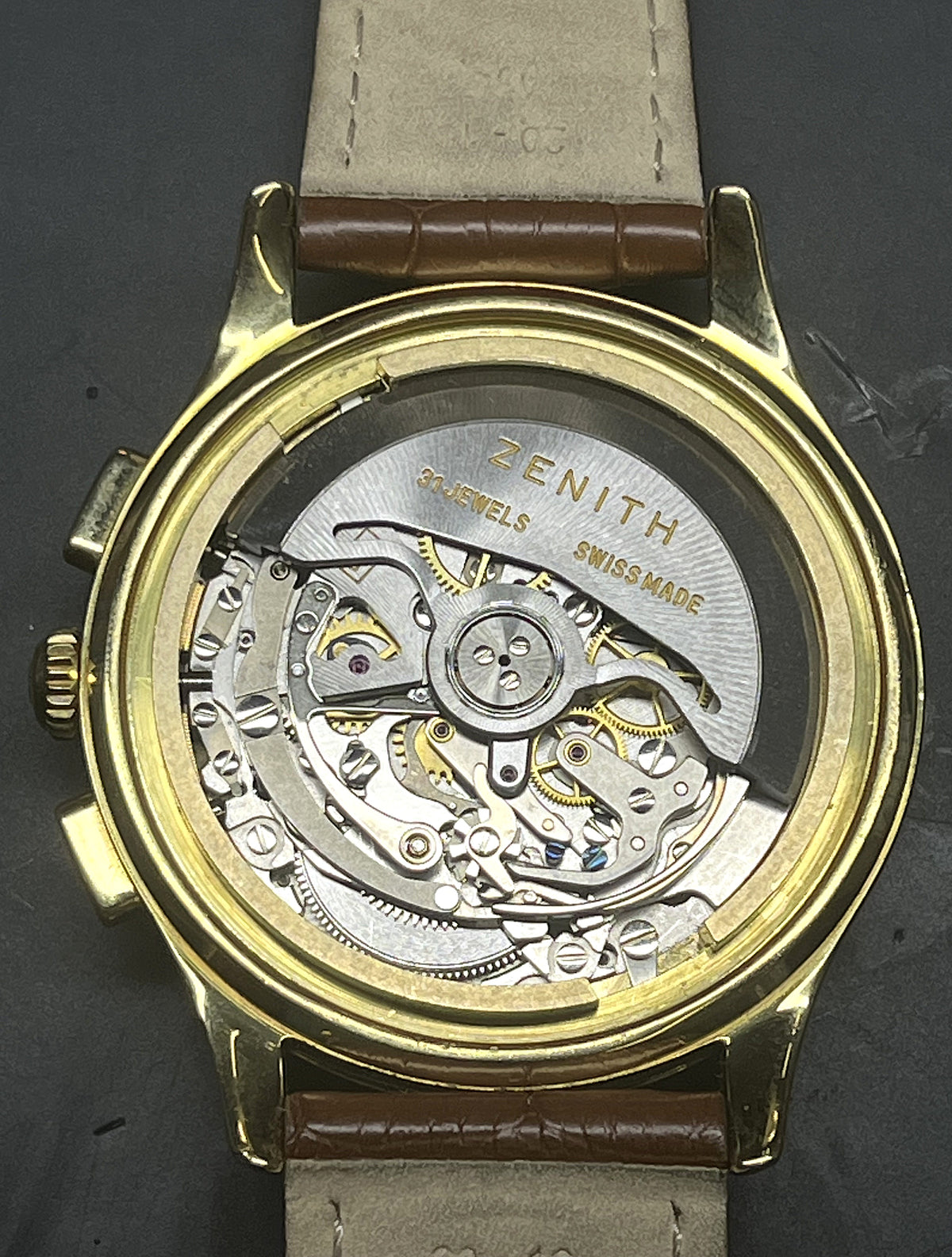 ZENITH "El Primero" Watch in Yellow gold and Leather