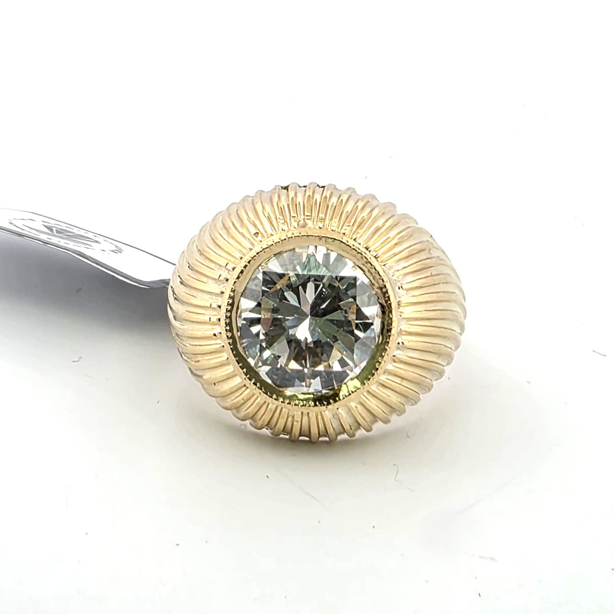 Bague Dôme en or jaune et diamant