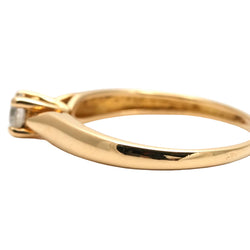 Yellow Gold Solitaire Ring with Diamond