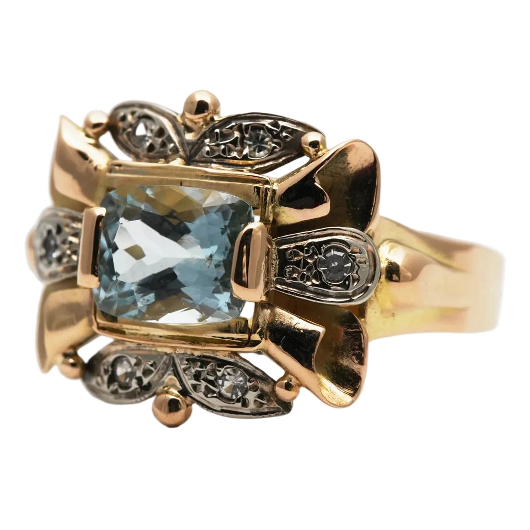 Tank Ring in yellow gold, aquamarine, and diamonds