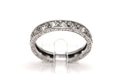 Bague Alliance en or blanc et diamants