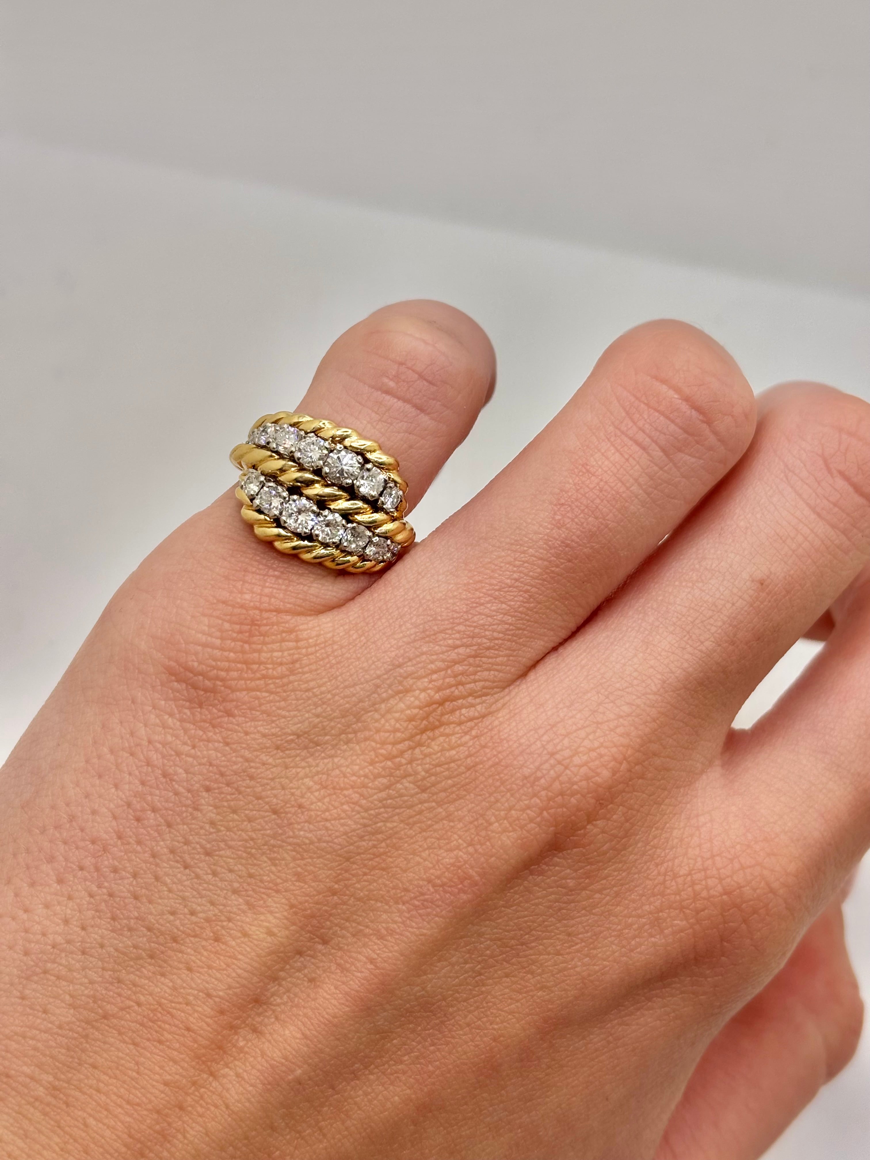 VAN CLEEF & ARELS Cocktail Ring in yellow gold and diamonds