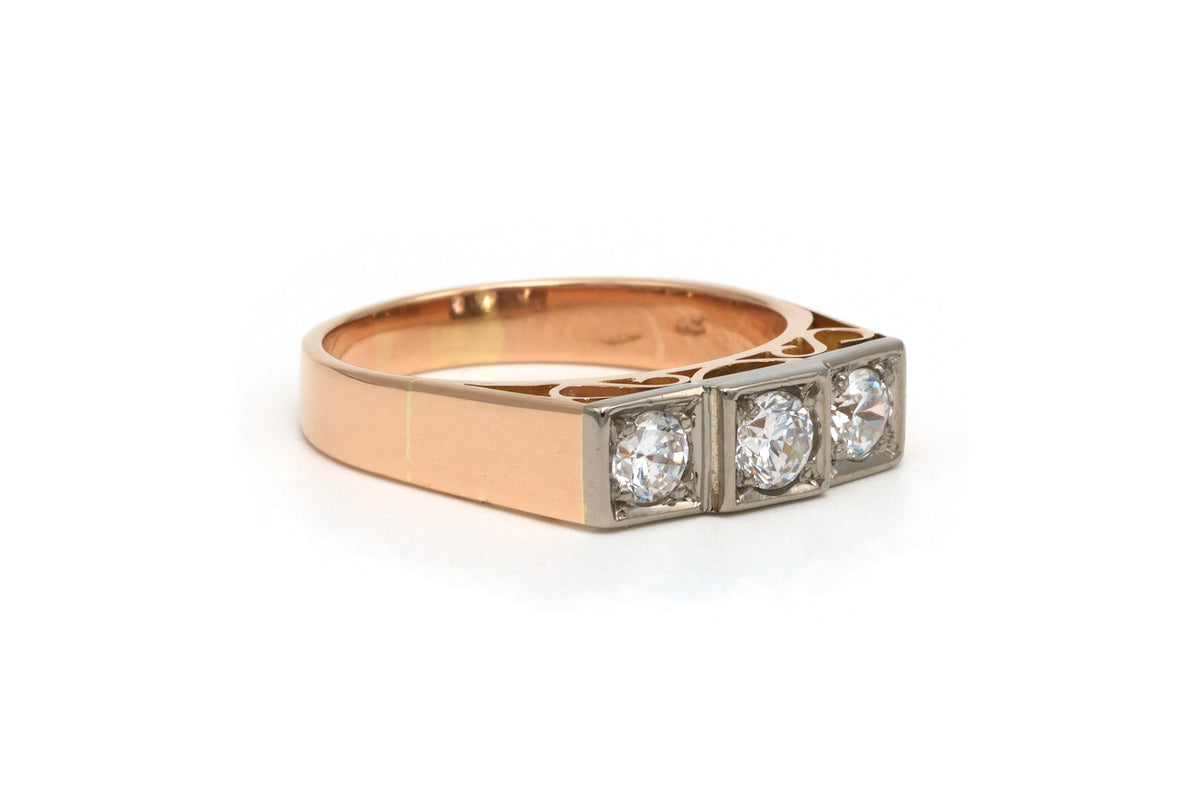 Trilogy Ring in white gold, yellow gold and diamonds