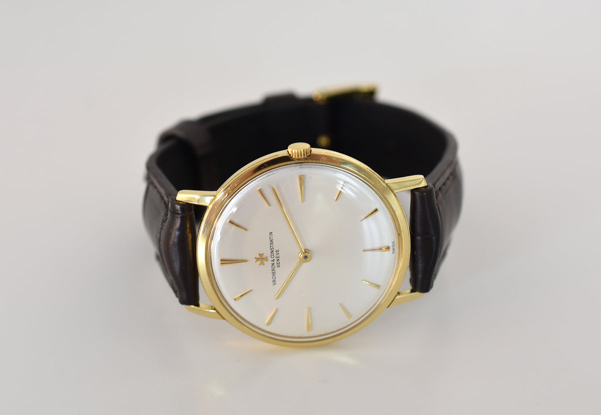VACHERON & CONSTANTIN watch in yellow gold and leather