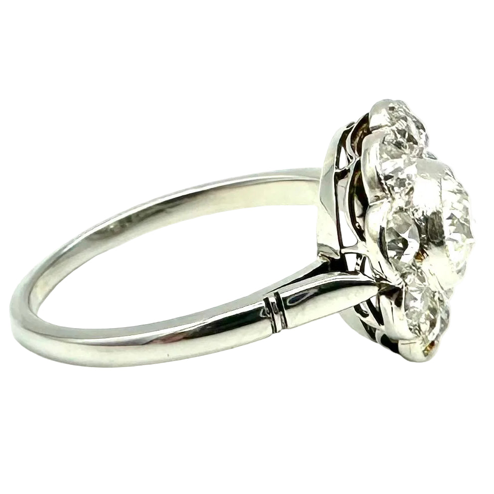 Daisy Ring in Platinum and Diamonds