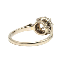 White Gold Solitaire Ring with Diamond