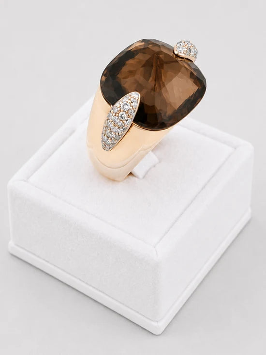 Cocktail Ring in Yellow Gold, Quartz, and Diamonds