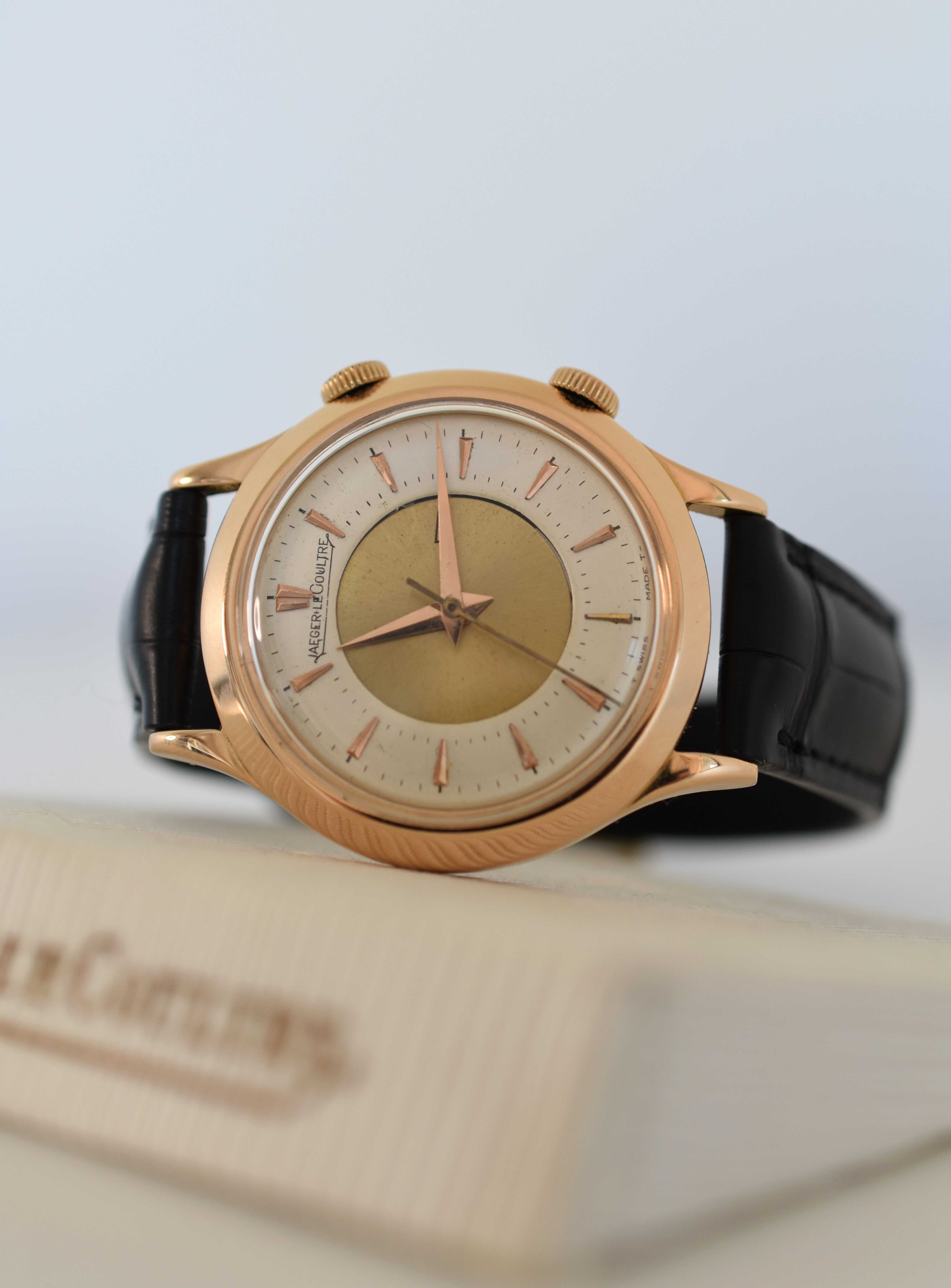 Jaeger-LeCoultre Mémovox Réveil, Calibre P489/1, Or rose 18 carats, 1955
