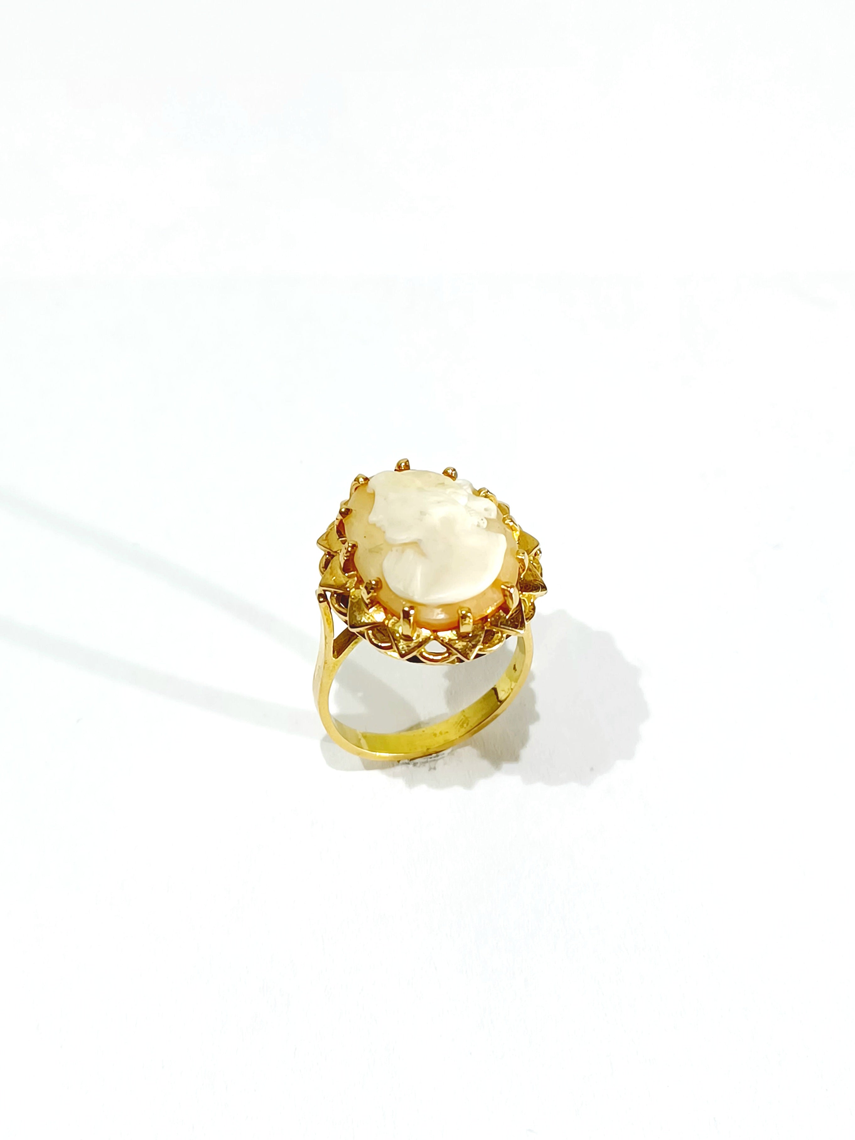 Rose gold Cameo Ring