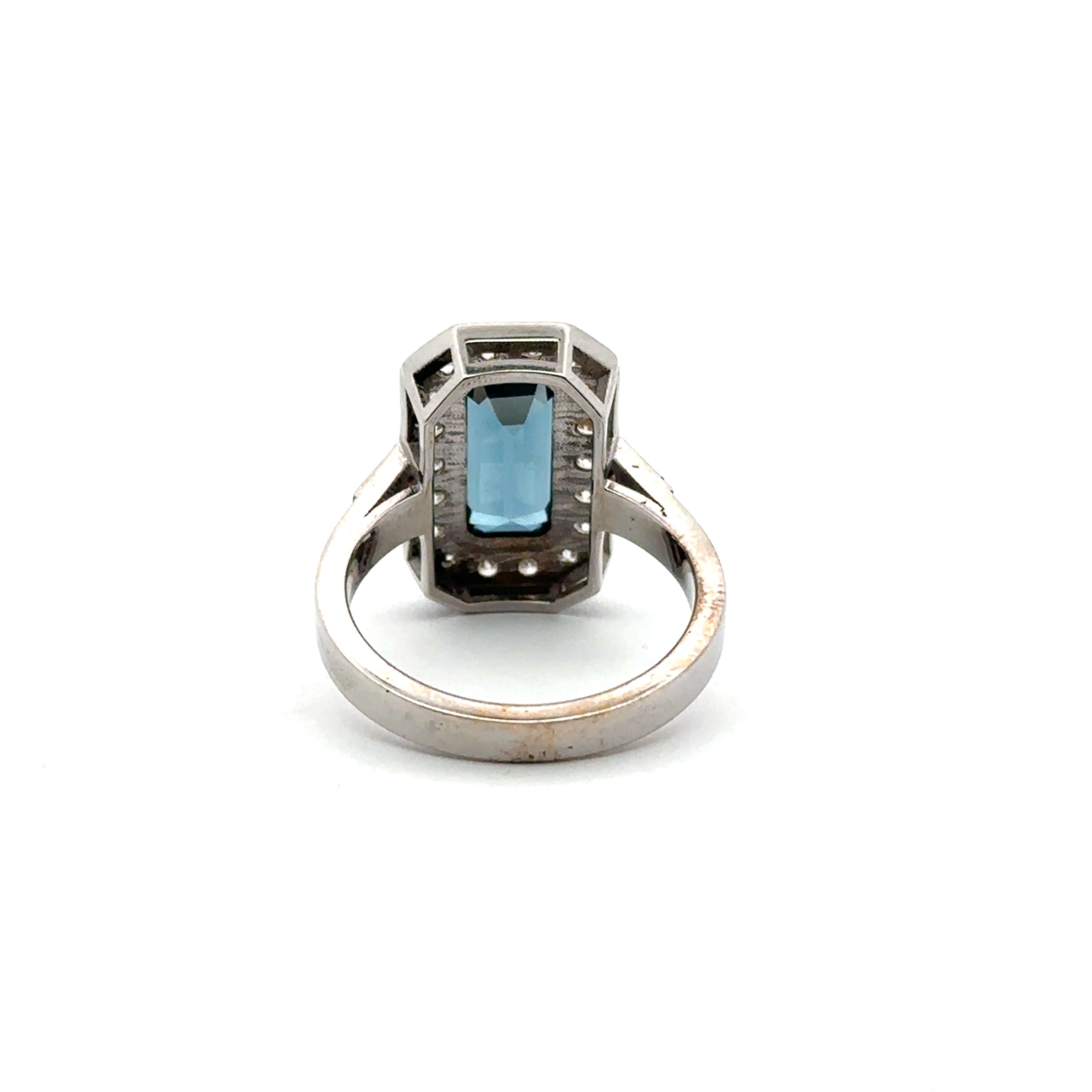 "Entourage" Ring in White Gold, Topaz, and Diamonds