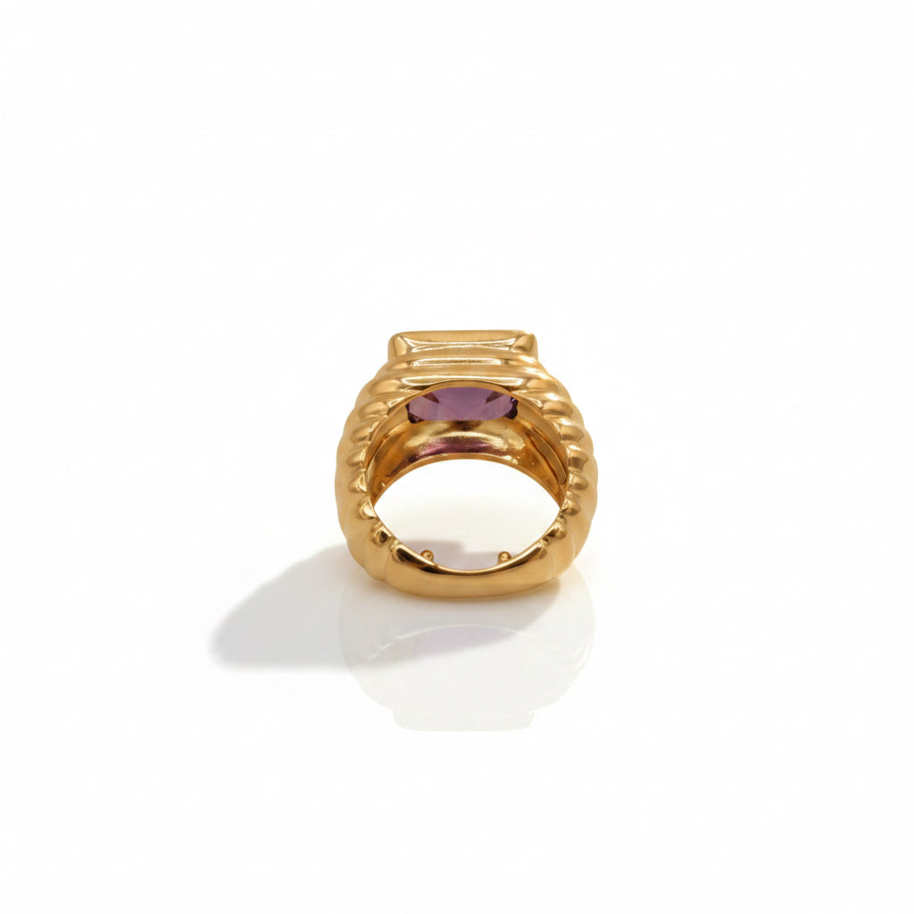 Vintage Yellow gold and Amethyst Ring