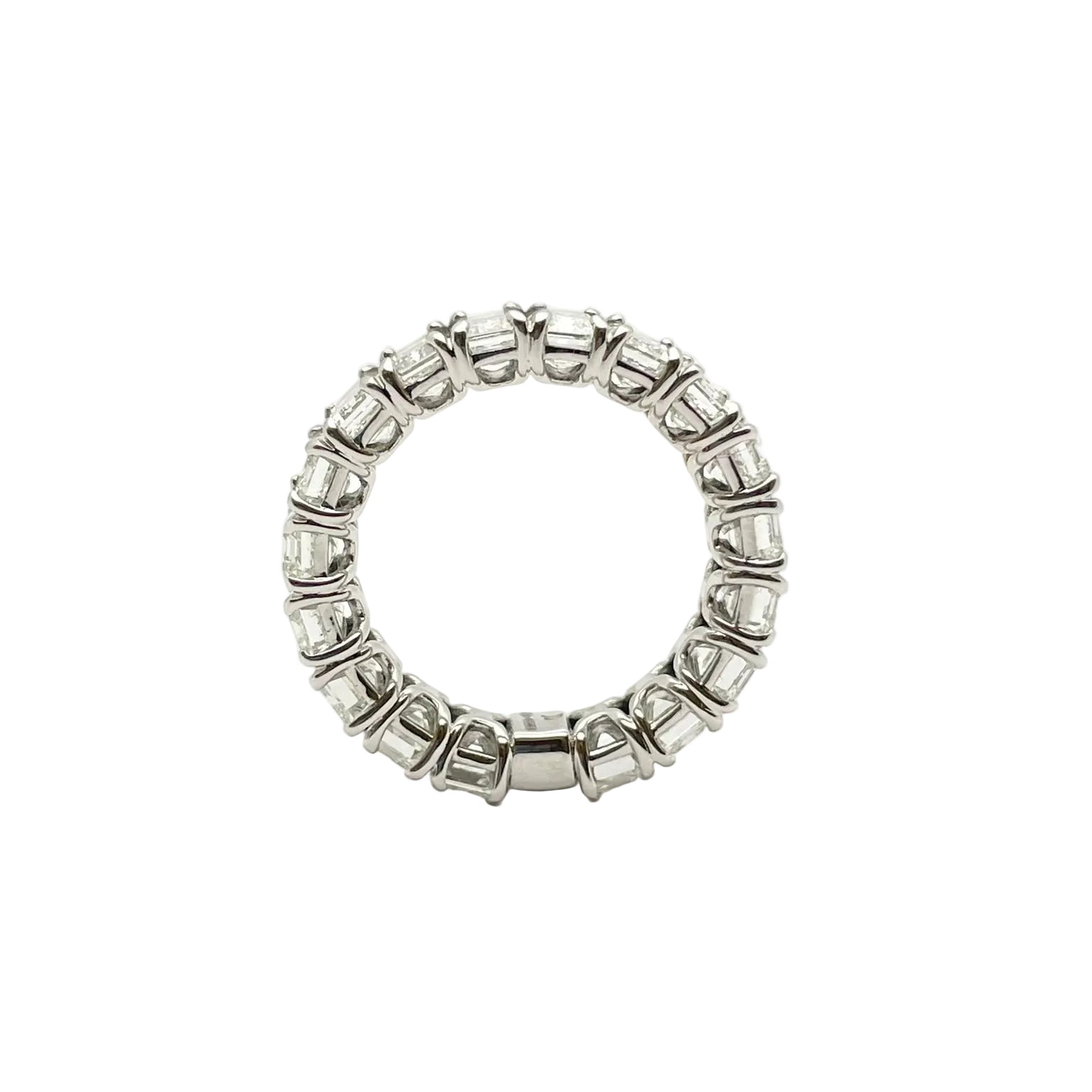 "Eterné" Wedding Band in White Gold and Diamonds