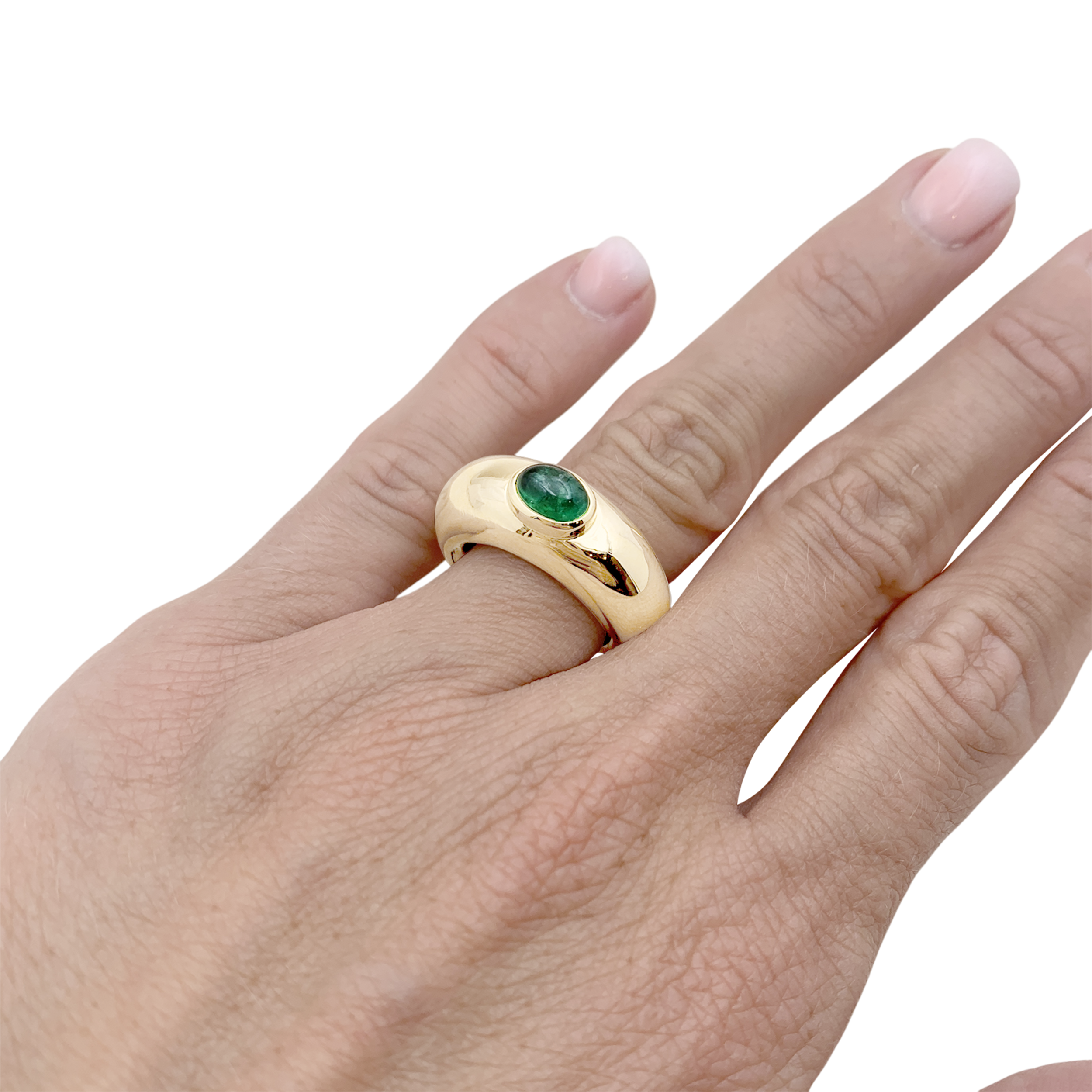 Bague Chaumet, "Anneau" or jaune et émeraude.