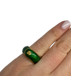 VAN CLEEF & ARPELS 18K Gold and Enamel Ring (SIZE 48)