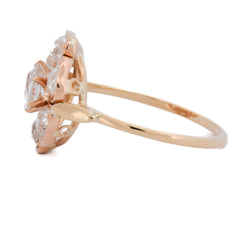 Marguerite Ring in Yellow Gold and Diamonds