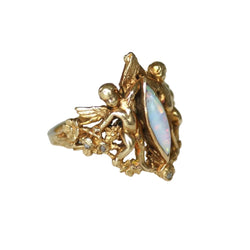 Vintage Angel Ring with Opal and Diamonds in Yellow Gold