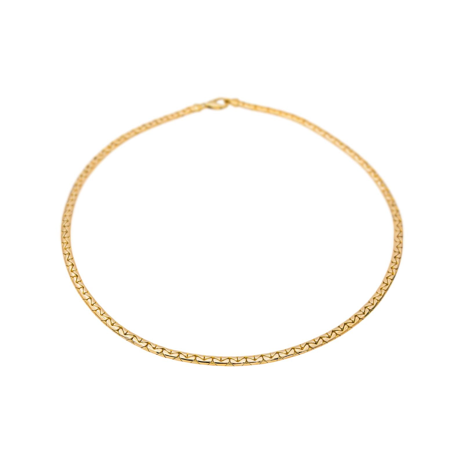 Yellow Gold Bean-Shaped Link Necklace