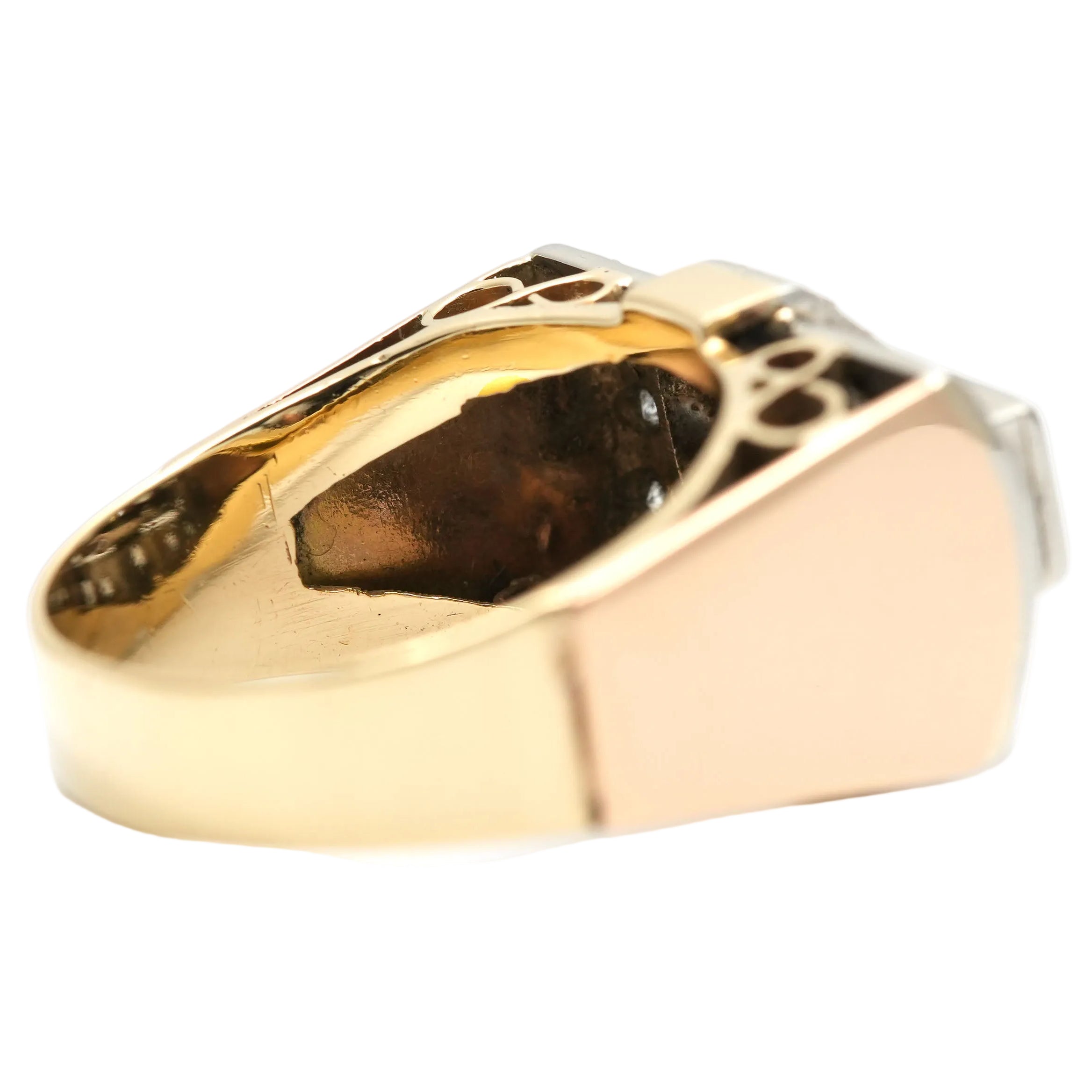 Tank Ring in Yellow Gold with Sapphires