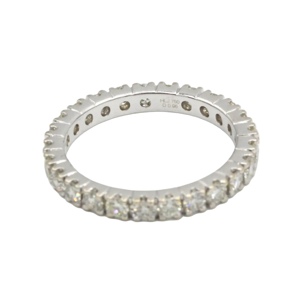 Wedding band ring in white gold and diamonds