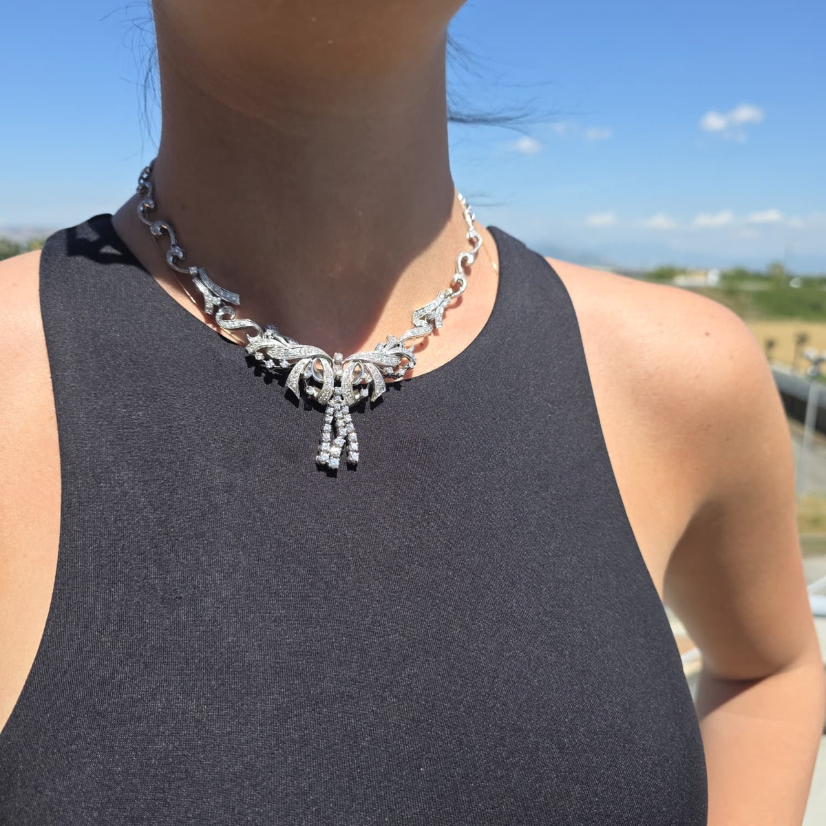 Collier Plastron en or blanc et diamants