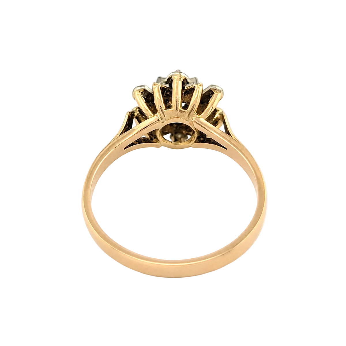 Marguerite Ring in Yellow Gold and Diamonds