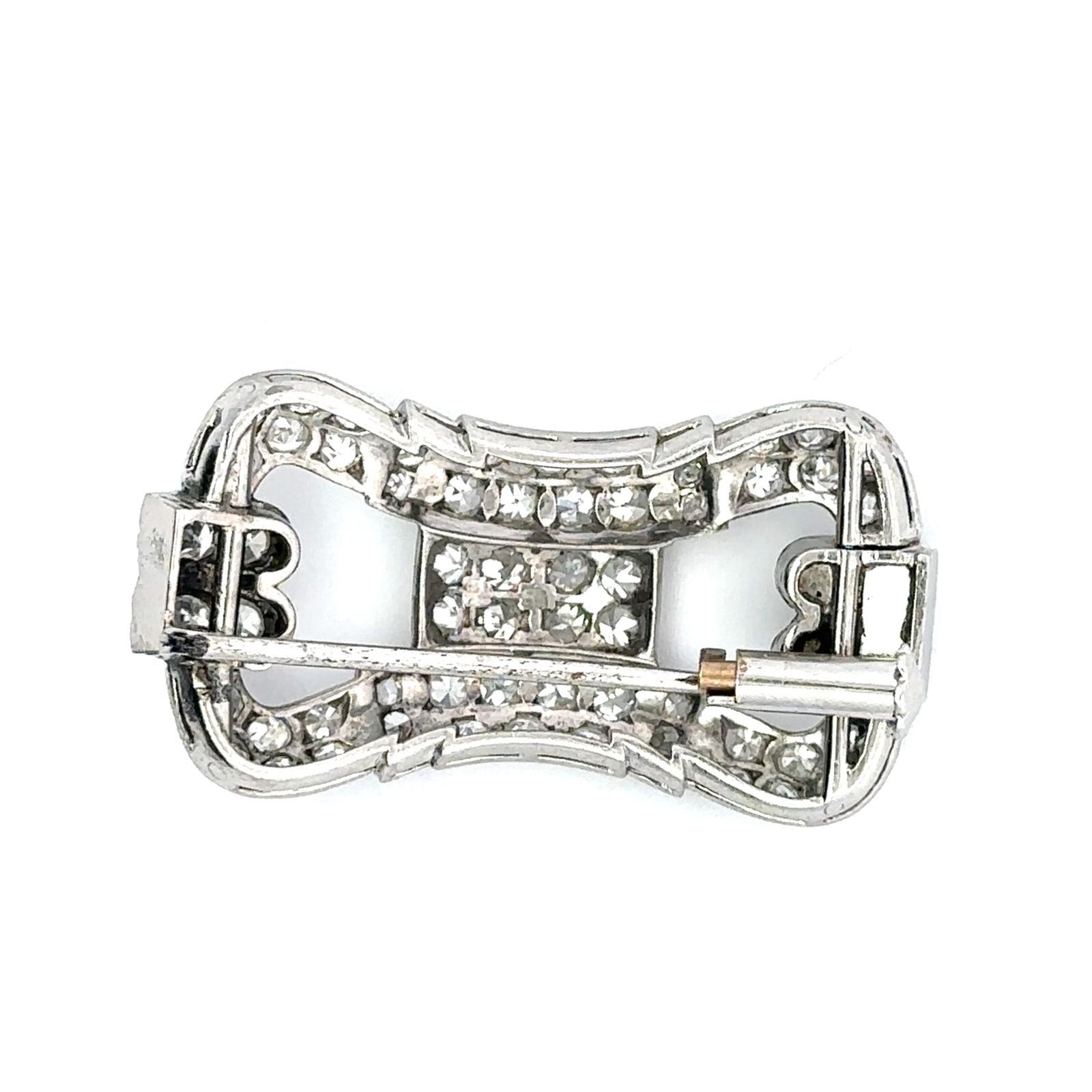 Broche Épingle en or blanc et diamants