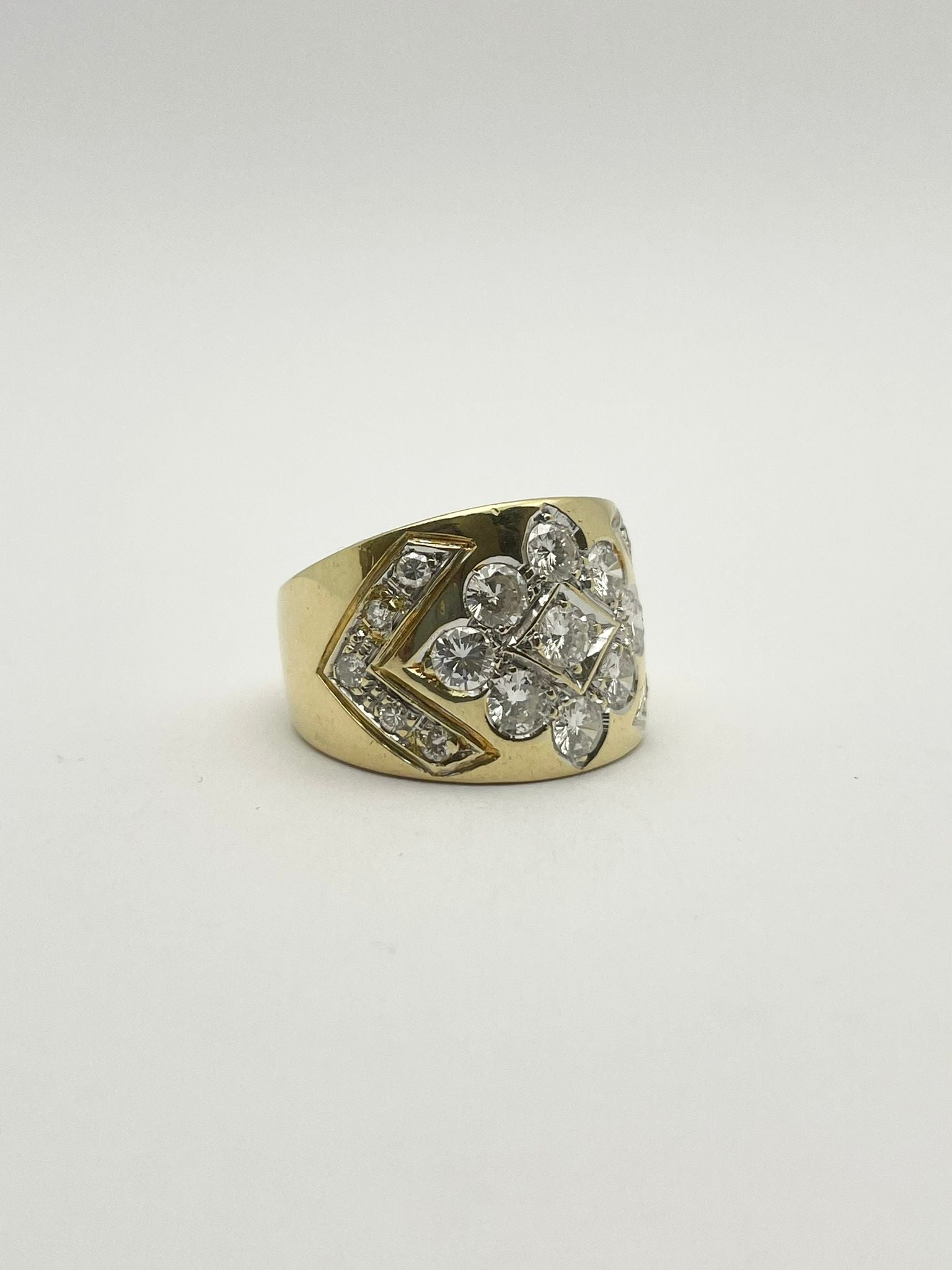Yellow gold and Diamond Bandeau Ring