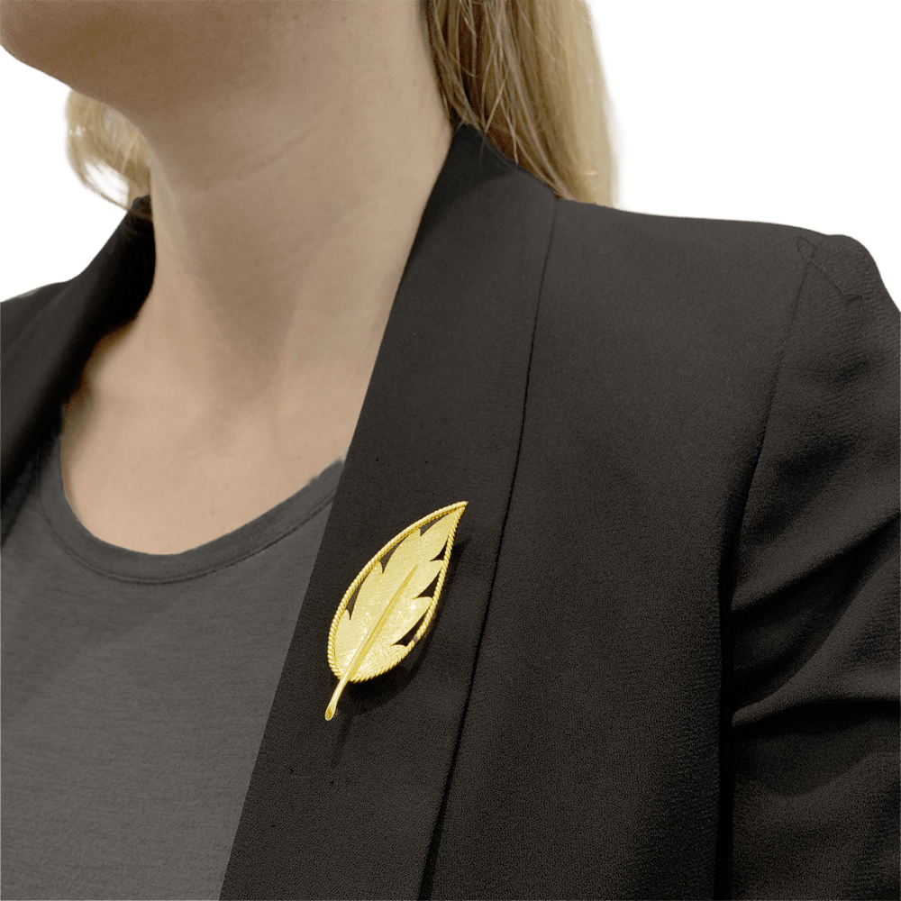 Broche feuille or jaune.