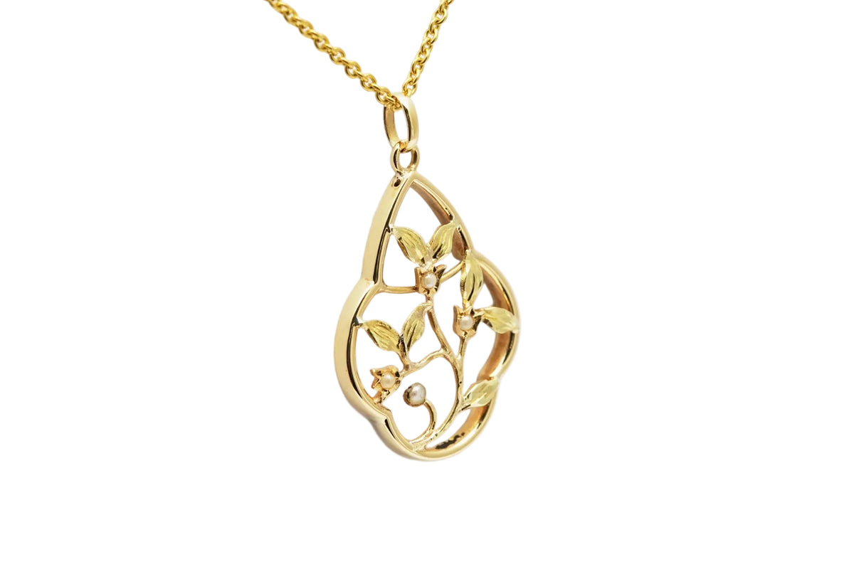 Yellow Gold and Pearl Pendant