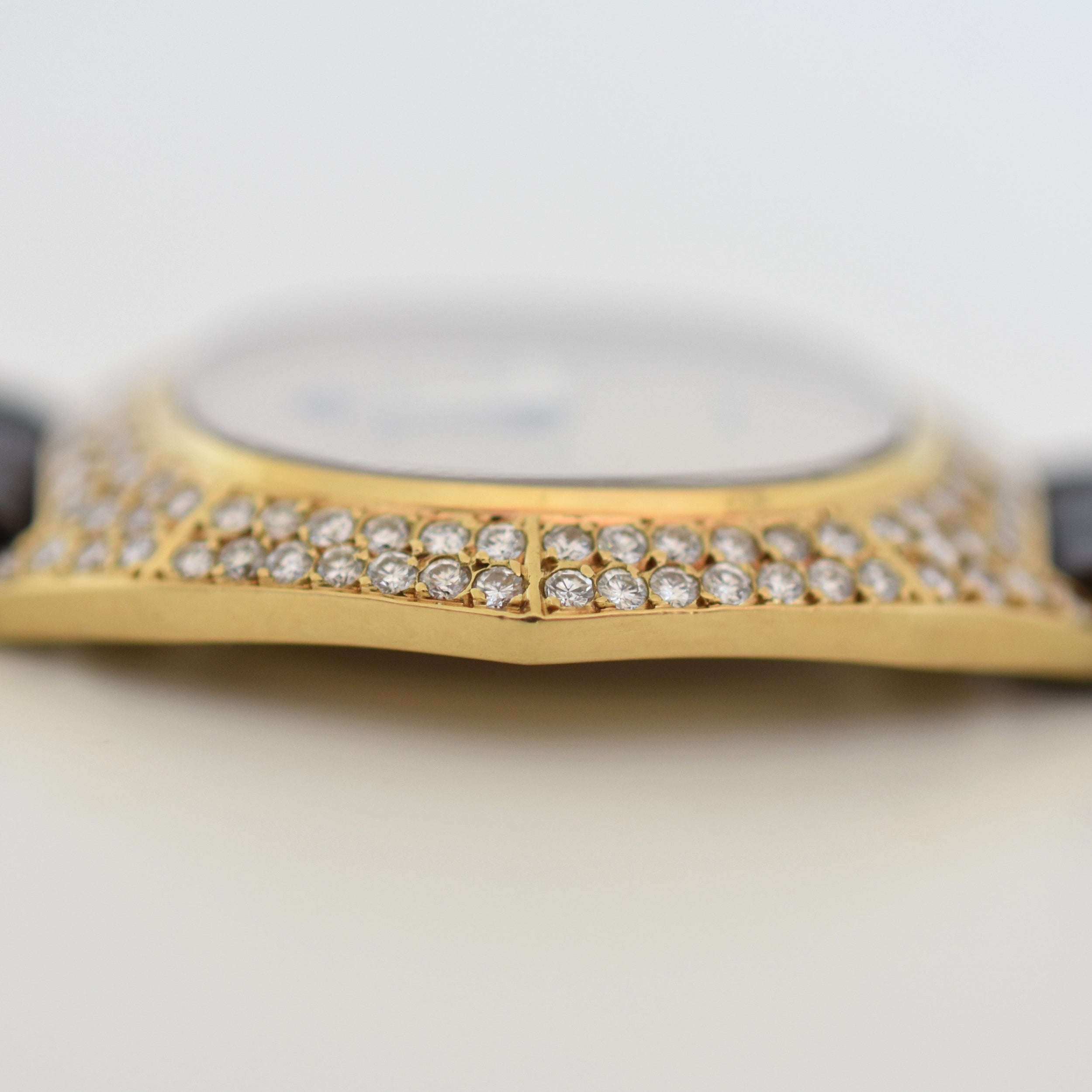 VACHERON CONSTANTIN Watch for CHAUMET in yellow gold, leather, and Diamonds