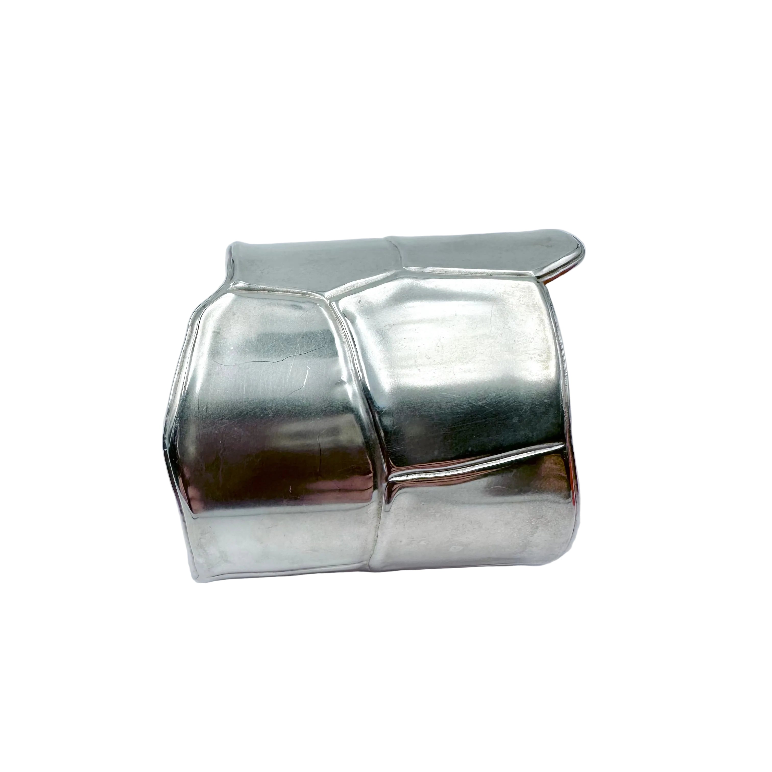 HERMÈS "Niloticus Éclat" Cuff bracelet in silver