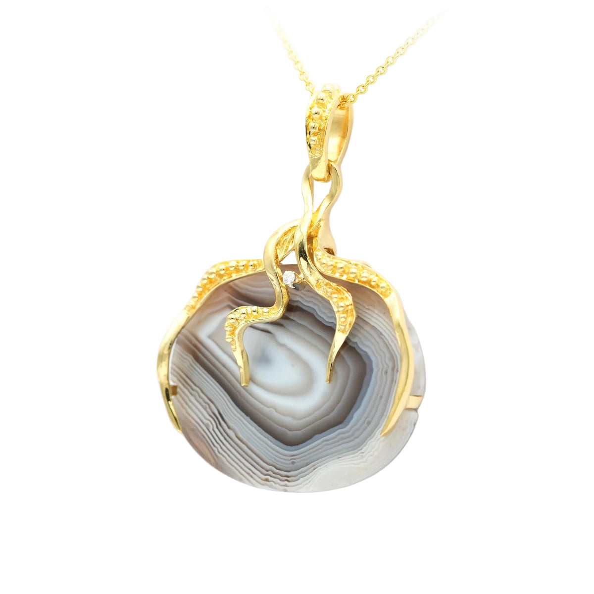 Yellow gold, Agate, and Diamond pendant