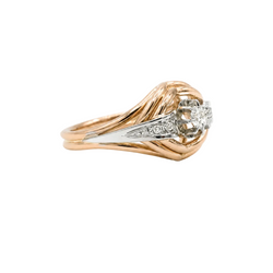 Ring in white gold, rose gold, and diamonds