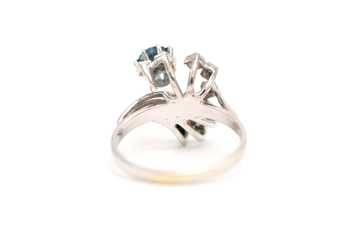 Bague Cocktail en or blanc, saphir et diamants