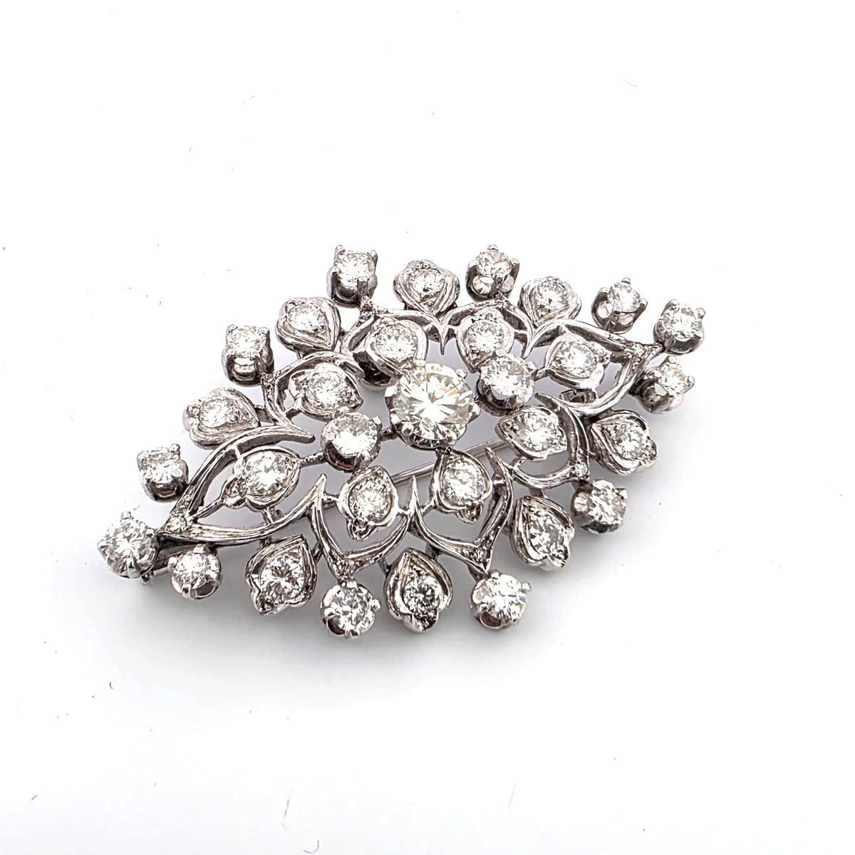 Broche Épingle en or blanc et diamants