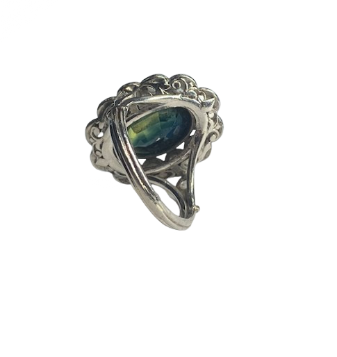 Pompadour Ring in Platinum, Sapphire, and Diamonds